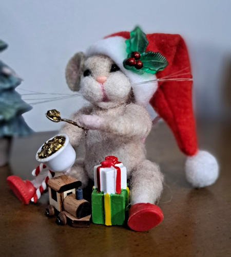 Christmas mouse felt figurine - felt,